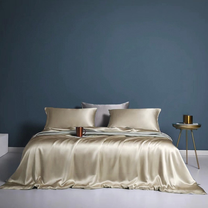Newly Upgraded Silk Material 26 Momme Mulberry Silk 4-Piece Bedding Set - Custom Fabric with Fragrant Atmosphere - Silk Duvet Cover/Fitted Sheet/2 Pillowcases
