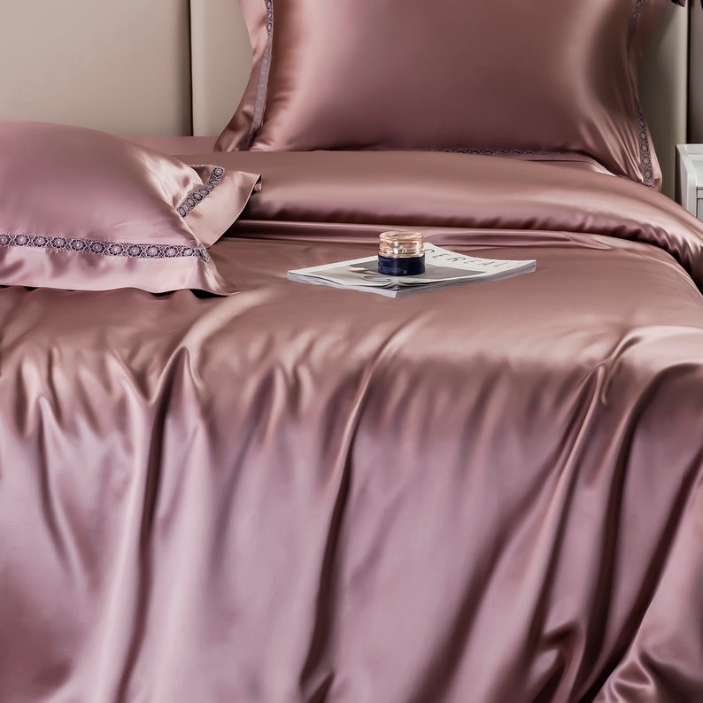 Custom Pure Mulberry Silk Seamless Flat Sheet, Fitted Sheet, Duvet | 32 Momme | Full, Queen, King, California King & Sets | Drape Collection